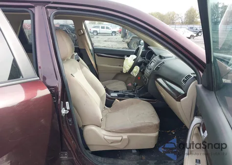2015 Kia Sorento Lx z USA, uszkodzony, nr VIN 5XYKT3A62FG658846